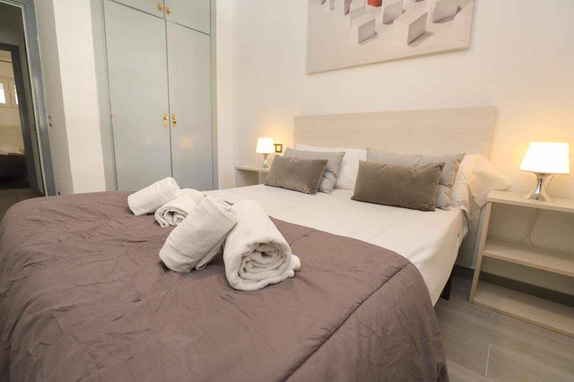 Appartamento Differentflats Argenta Salou Esterno foto